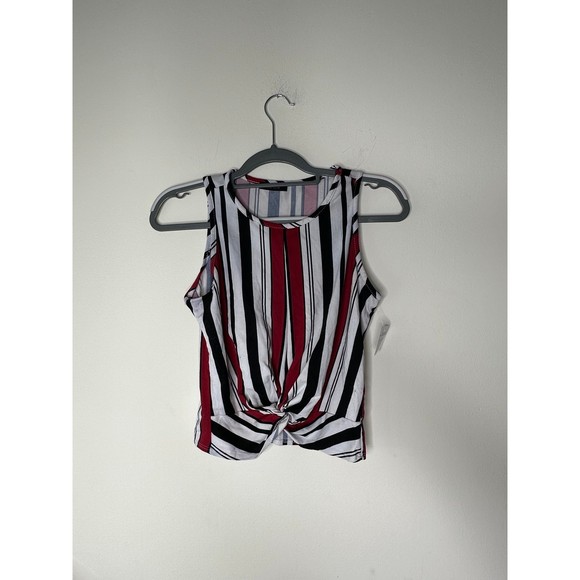 Top - Picture 2 of 4